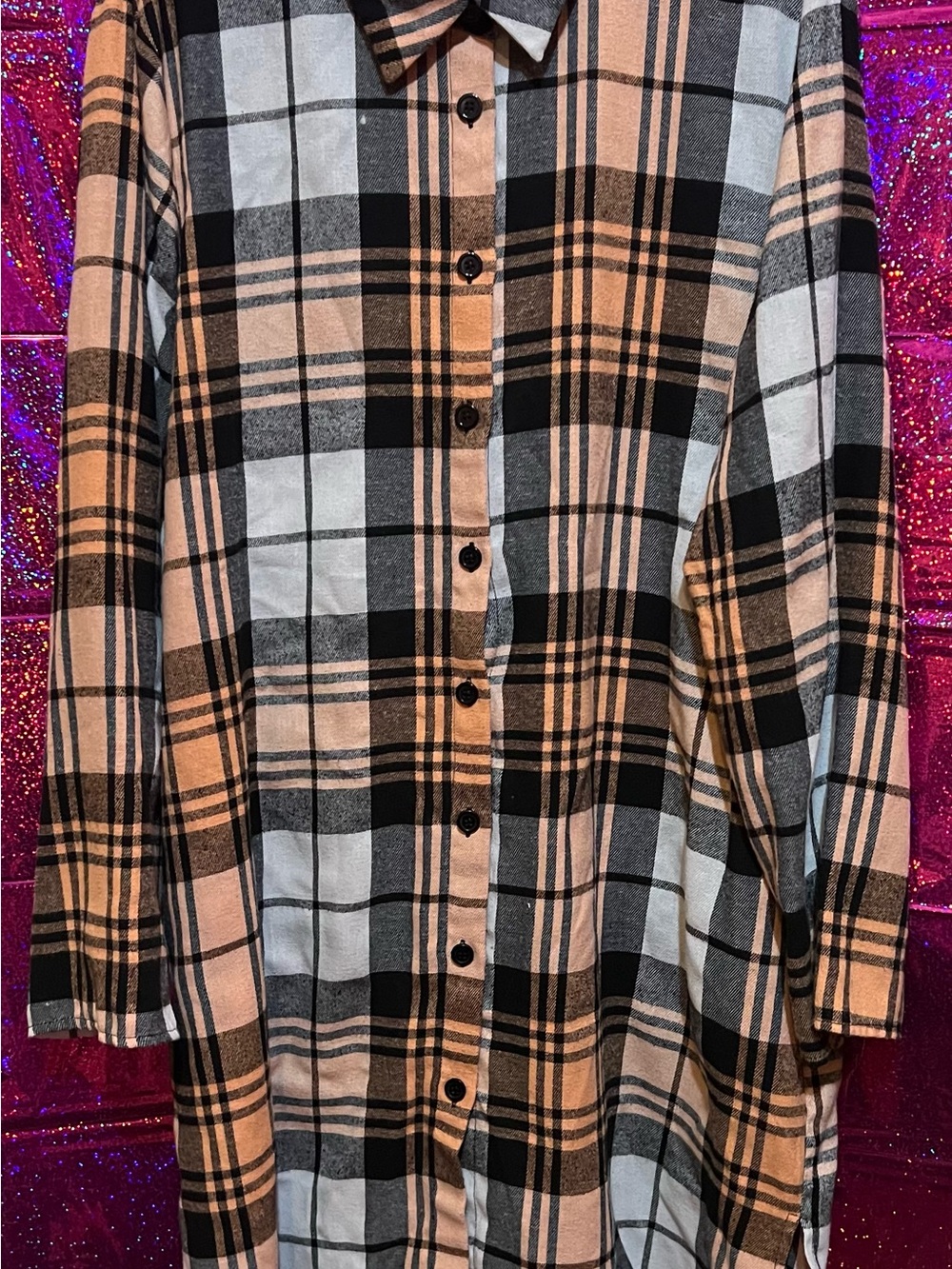 Women’s Plaid Long Shirt in Peach, Black & White